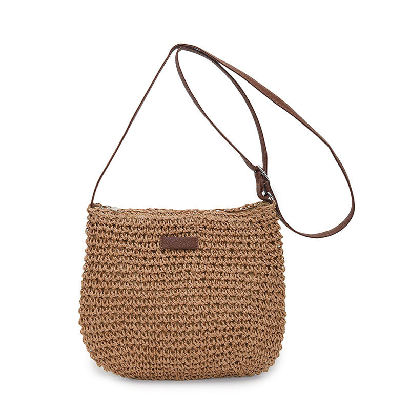 Bolso de paja hecho a mano