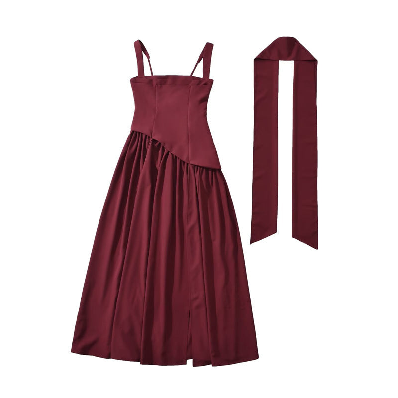 Vestido plisado con cintura ajustada