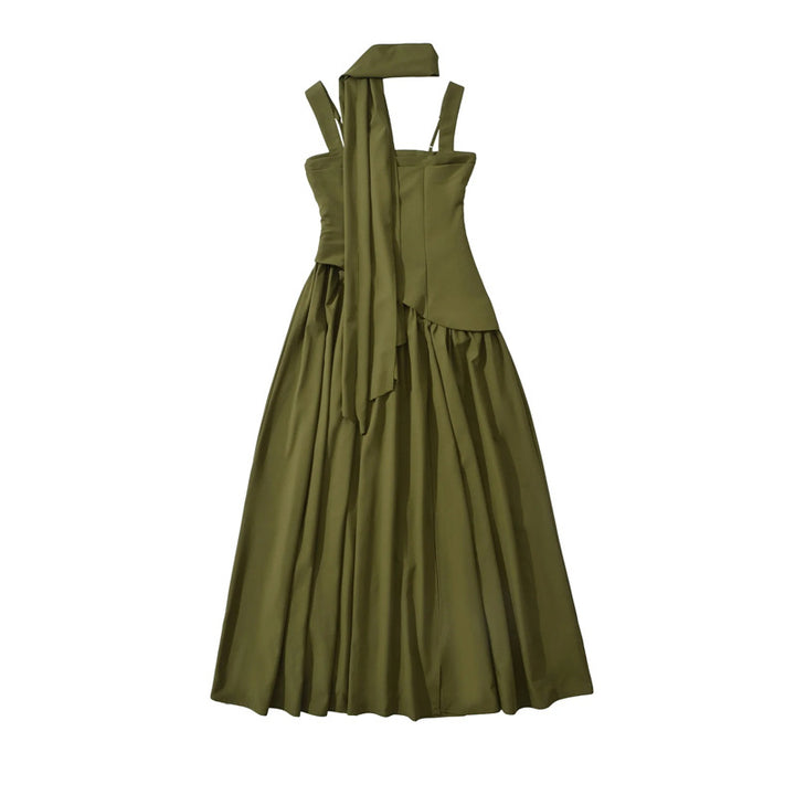 Vestido plisado con cintura ajustada
